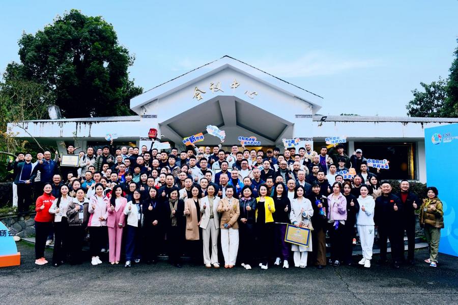 /Users/tongrui/Downloads/չ»顤̬Բ̳߻껪/IMG_3129.JPGIMG_3129